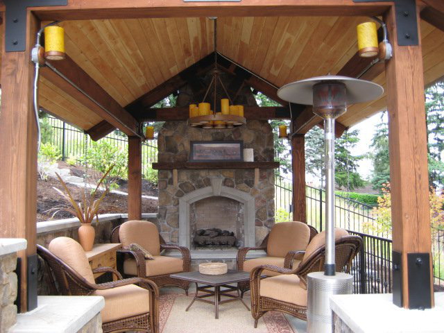 Rock Outdoor Fireplace in Portland Oregon